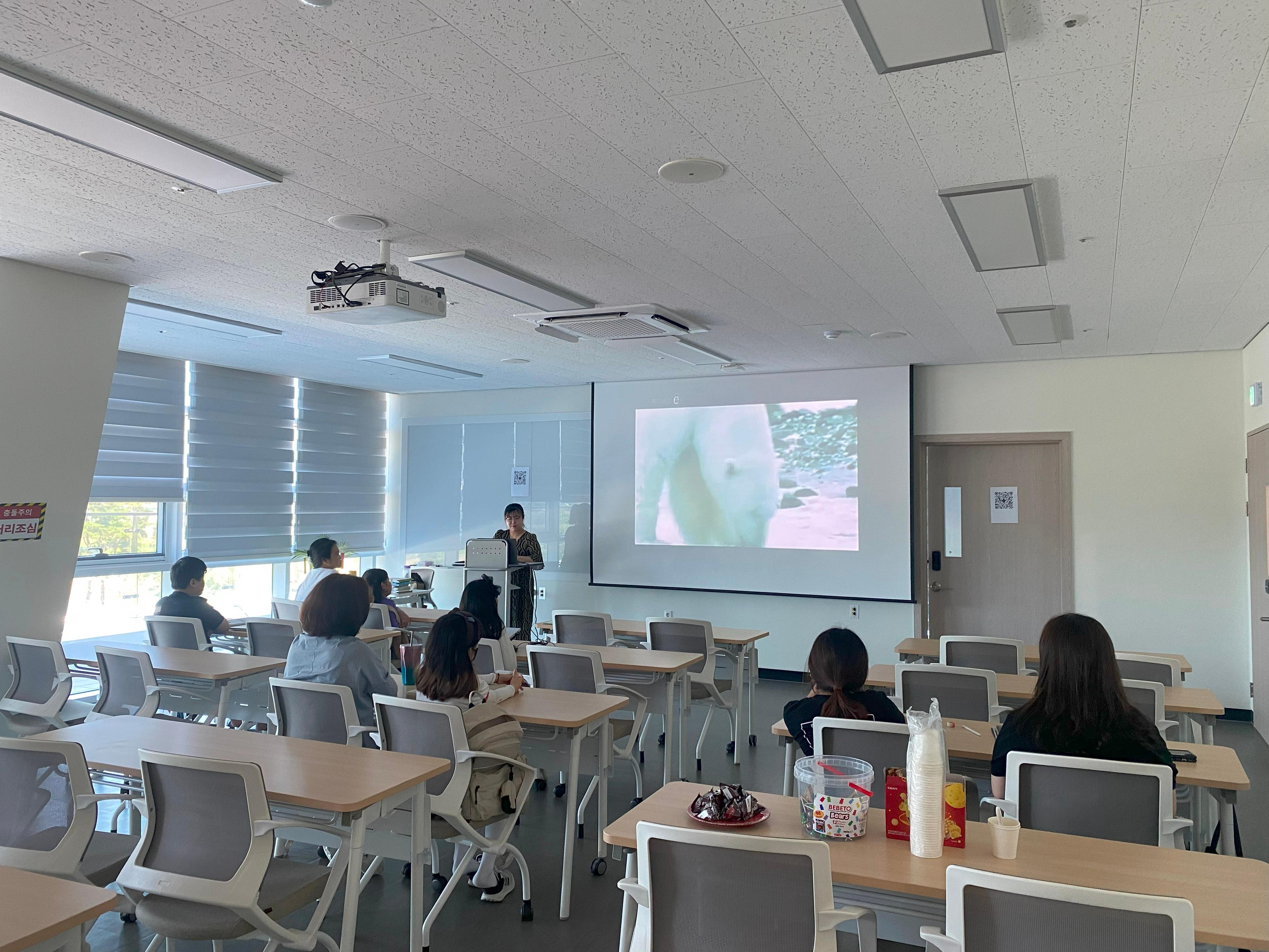 AI활용 감성시 창작 프로젝트 강의 사진