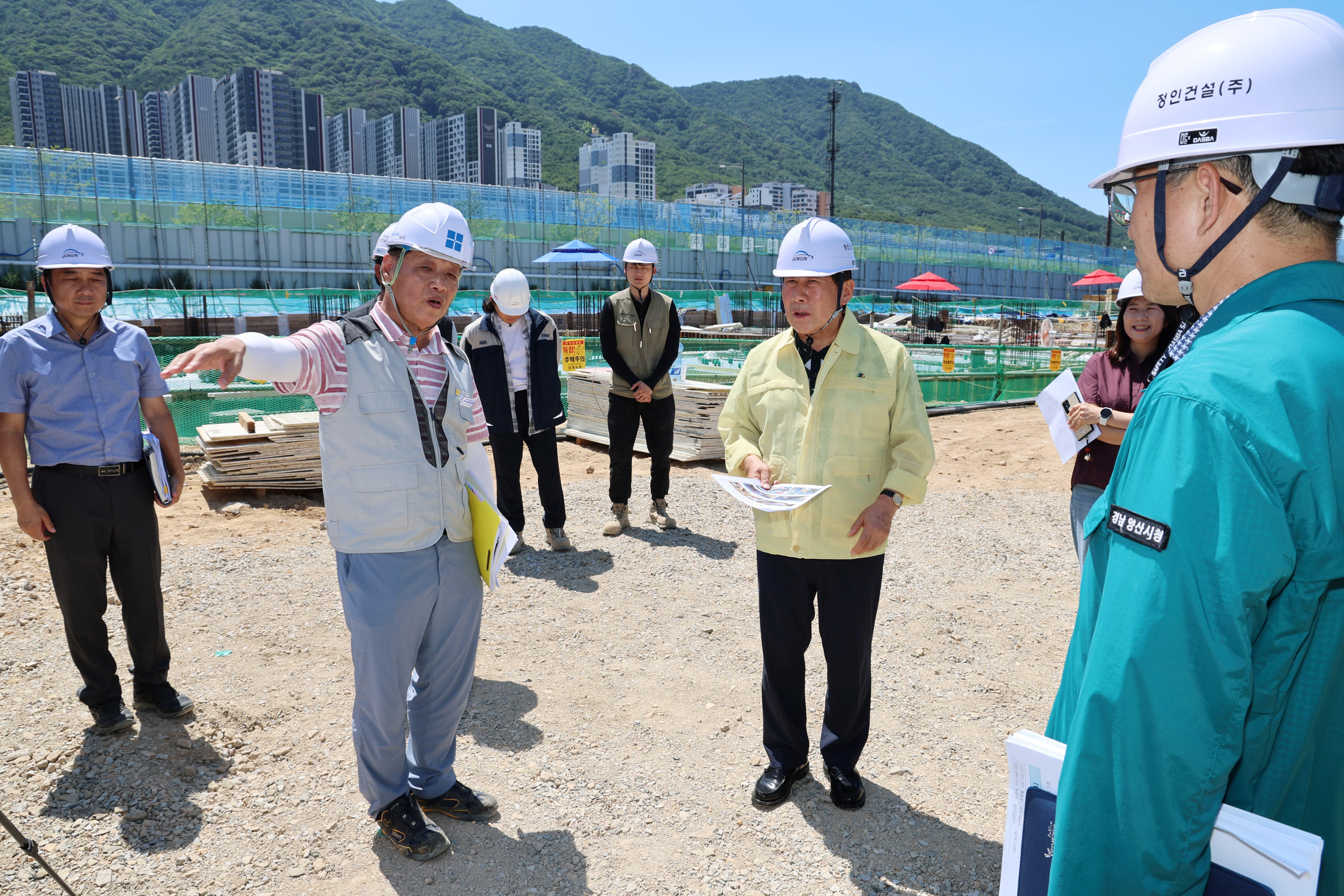 양산시장 “사상 최고 폭염, 근로자 안전 최우선”(2025. 7. 31. 주요 건설공사장)